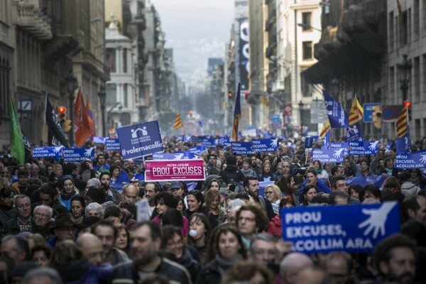 Βαρκελώνη: 300.000 άνθρωποι διαδήλωσαν υπέρ της υποδοχής προσφύγων