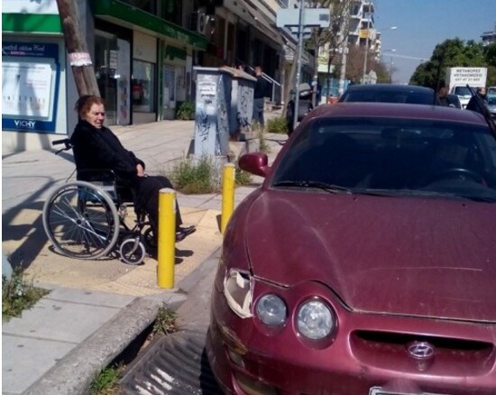 Κάτι εξοργιστικό συνέβη σε δρόμο της Θεσσαλονίκης. Μια τέλεια παρέα αποφάσισε να αντιδράσει