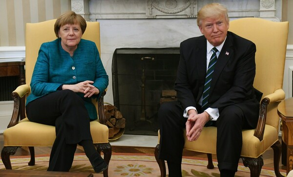 Καλές οι σχέσεις με το Βερολίνο, λέει ο Λευκός Οίκος- Για «δύσκολη» φάση κάνει λόγο η Γερμανία
