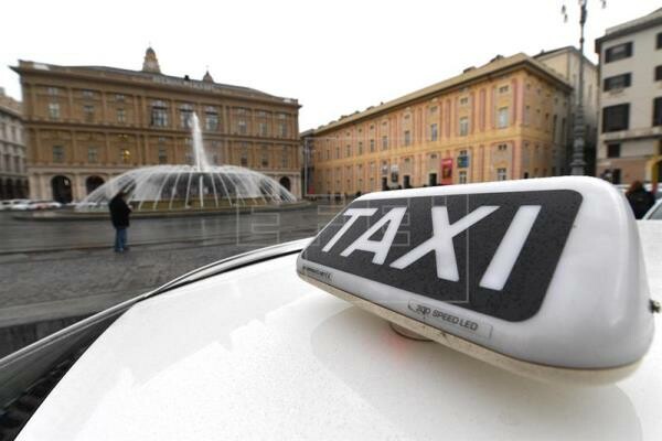 Απεργία ταξί σε όλη την Ιταλία, λίγο πριν φτάσουν οι ηγέτες για τη Σύνοδο του Σαββάτου