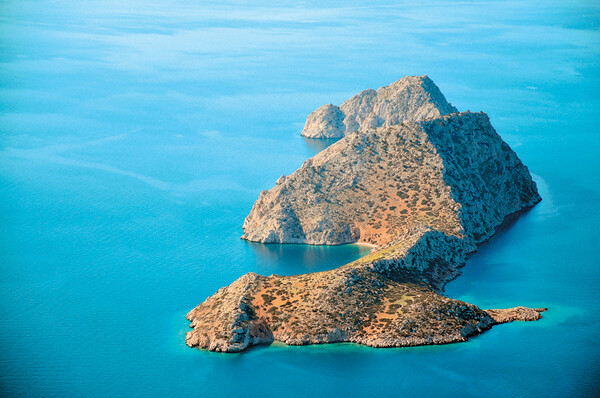 Η κυβέρνηση δρομολογεί σχέδιο κατοίκησης μικρών νησιών και βραχονησίδων στο Αιγαίο