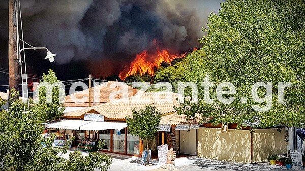 Σκηνές πανικού στη φλεγόμενη Ζάκυνθο - Καμένα σπίτια και καταστήματα και εκρήξεις