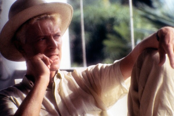 Άγνωστες και πολύ προσωπικές στιγμές του David Bowie σε σπάνιες φωτογραφίες