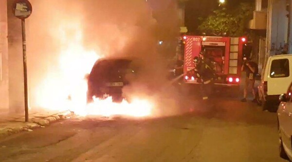 Εκατοντάδες διαδηλωτές στους δρόμους της Αθήνας για την Ηριάννα και τον Περικλή - Επεισόδια στα Εξάρχεια μετά την πορεία