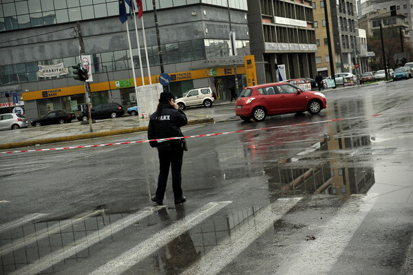 Διακοπή της κυκλοφορίας στην οδό Πειραιώς και σε άλλα σημεία της Αττικής, λόγω συσσώρευσης υδάτων