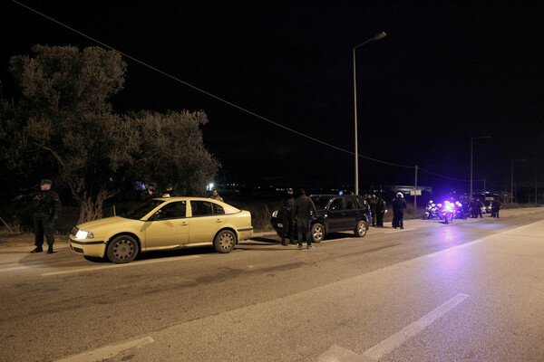 Οδηγός ταξί ο νεκρός στη Δραπετσώνα- Έπειτα από καυγά δράστης και θύμα αλληλομαχαιρώθηκαν