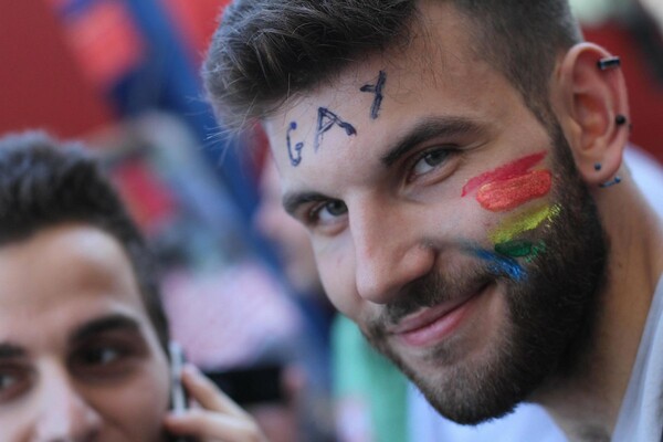 Σάλος με ξενοδοχείο στην Ιταλία: Δεν δεχόμαστε γκέι και ζώα