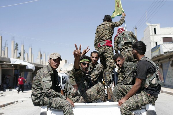Συρία: Οι κουρδικές δυνάμεις κατέλαβαν την ανατολική ύπαιθρο της Ντέιρ αλ Ζορ από τους τζιχαντιστές