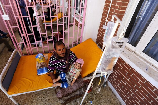 Υεμένη: Το ένα εκατομμύριο άγγιξε ο αριθμός των ύποπτων κρουσμάτων χολέρας
