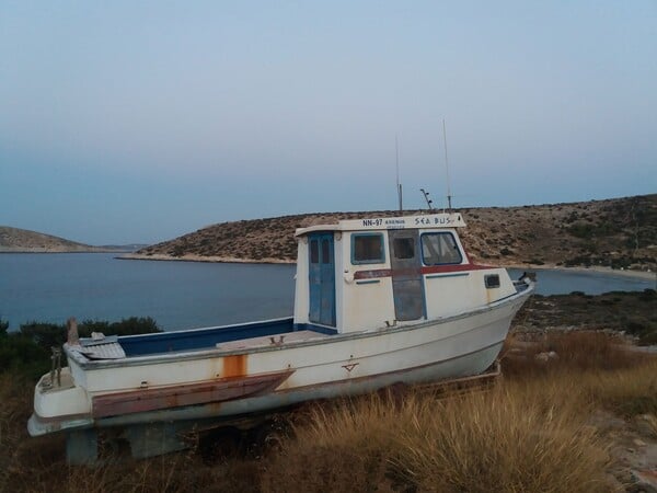 Ηρακλειά: ελεύθερη, αγνή και ξεχασμένη ανάμεσα στα μεγαθήρια των Κυκλάδων