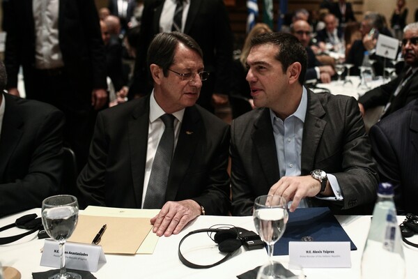 Αναστασιάδης και Τσίπρας συντονίζονται ενόψει της επίσκεψης Ερντογάν