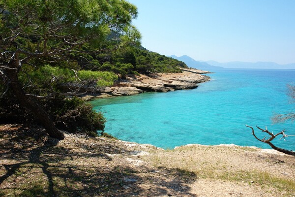 Αίγινα: Αρχαίοι ναοί, κάστρα και αίσθηση νοσταλγίας, μία ανάσα από την πρωτεύουσα