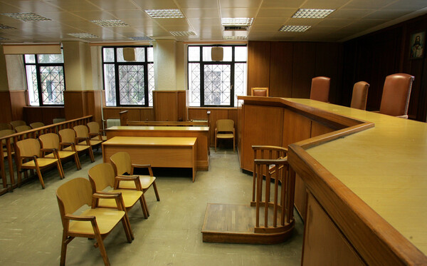 Μισθοδικείο: Αναβλήθηκε για τις 5/12 η συζήτηση για τις νέες μειώσεις συντάξεων των δικαστών