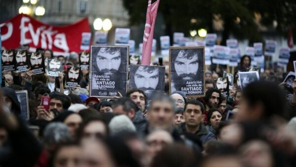 Πτώμα ακτιβιστή που η εξαφάνιση του συγκλόνισε την Αργεντινή βρέθηκε σε ποτάμι