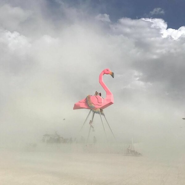 Burning Man 2017 - 60 φωτογραφίες από την δυστοπική μητρόπολη στην έρημο Νεβάδα
