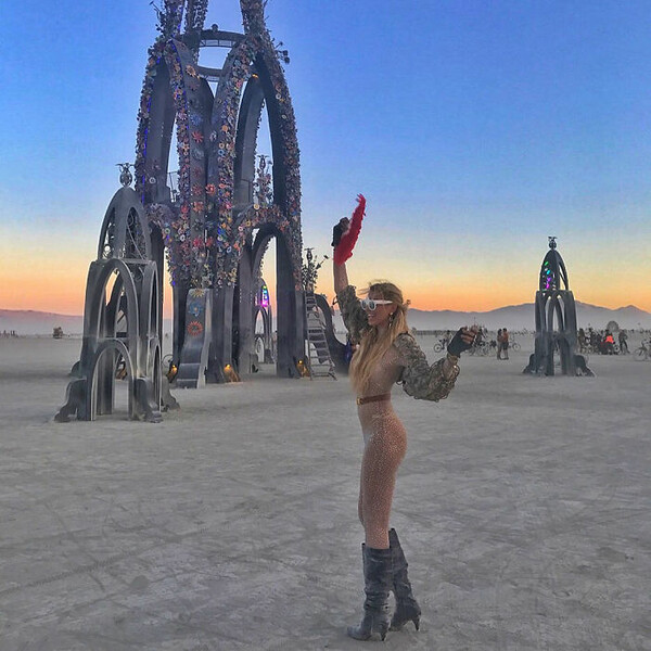 Burning Man 2017 - 60 φωτογραφίες από την δυστοπική μητρόπολη στην έρημο Νεβάδα