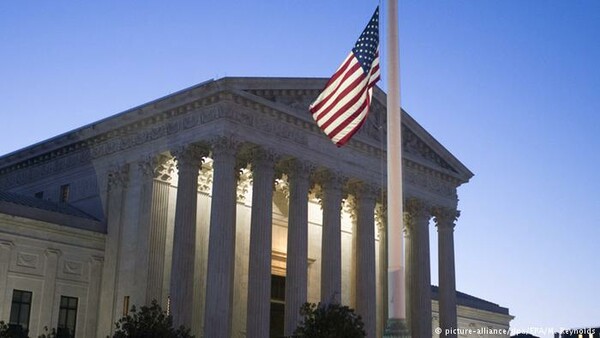 ΗΠΑ: Σημαντικές αποφάσεις αναμένονται σήμερα από το Ανώτατο Δικαστήριο