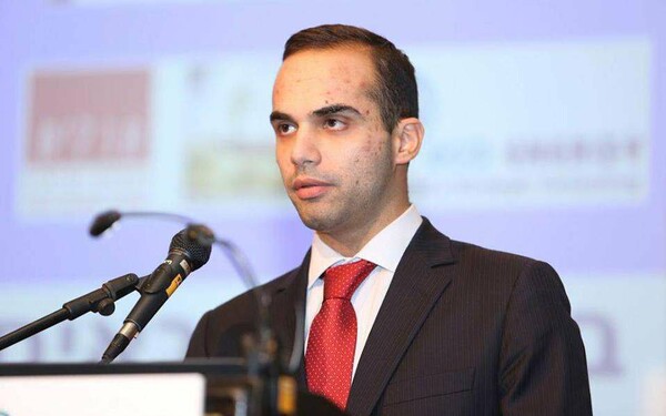Τζορτζ Παπαδόπουλος: Ο Έλληνας του σκανδάλου Ρωσίας - Τραμπ