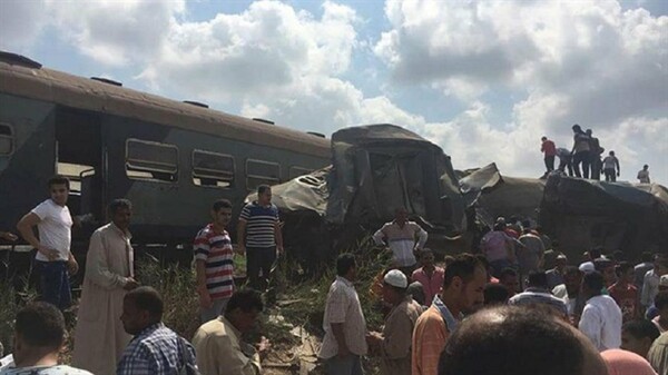 Σύγκρουση τρένων στην Αλεξάνδρεια - Τουλάχιστον 36 νεκροί και πάνω από 120 τραυματίες (upd)