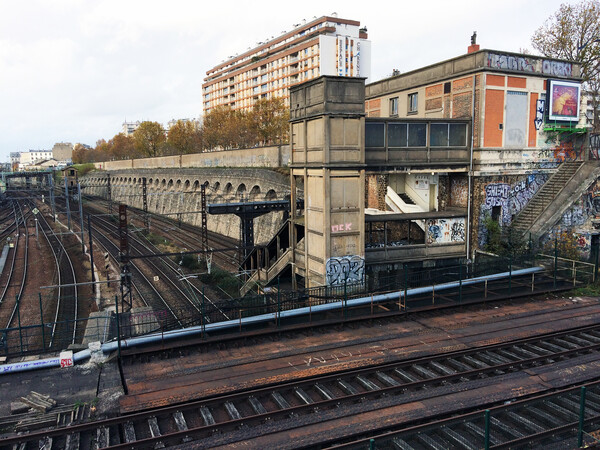 Gare de Lyon - ο τελευταίος σταθμός για τους 'Ελληνες ταξιδιώτες