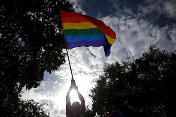 Υπουργείο Δικαιοσύνης ΗΠΑ: Ο νόμος κατά των διακρίσεων λόγω φύλου δεν ισχύει για τους gay εργαζομένους