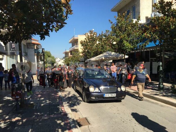 Θρήνος στην κηδεία του 3χρονου Νίκου από το Χαμόγελο του Παιδιού