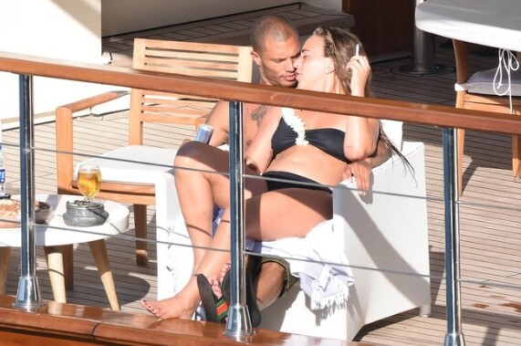 Καλά ξεμπερδέματα - Ο παντρεμένος «πιο sexy κατάδικος στον κόσμο» τα έκανε μπάχαλο στο Αιγαίο!