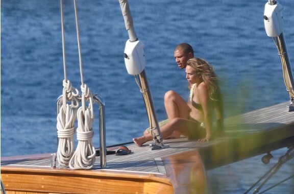 Καλά ξεμπερδέματα - Ο παντρεμένος «πιο sexy κατάδικος στον κόσμο» τα έκανε μπάχαλο στο Αιγαίο!