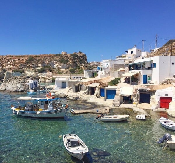 Στην Κίμωλο ο χρόνος δεν σταματά, αλλά κυριαρχεί πάνω από όλους και όλα