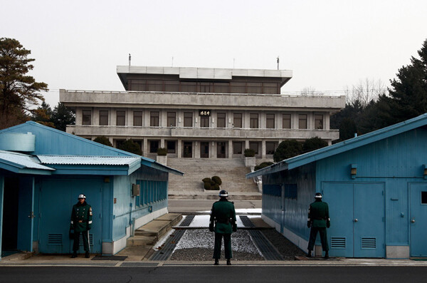 Ανθρωπιστική βοήθεια στέλνει η Σεούλ στη Βόρεια Κορέα