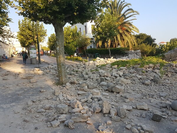 Οι καταστροφές στην Κω από τον φονικό σεισμό - Τσουνάμι 70 εκατοστών