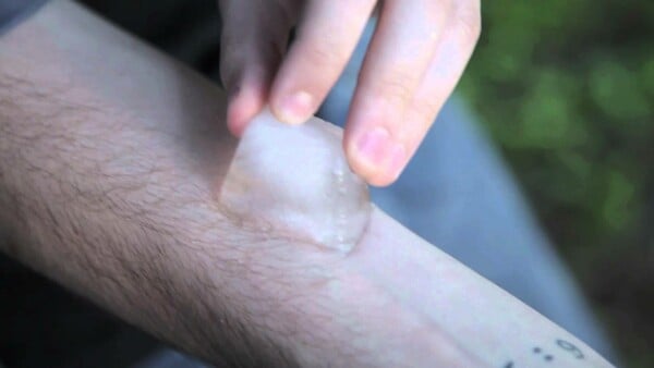 «Salt and Ice Challenge»: Το νέο επικίνδυνο διαδικτυακό παιχνίδι που ήρθε και στην Ευρώπη - Η προειδοποίηση Σφακιανάκη