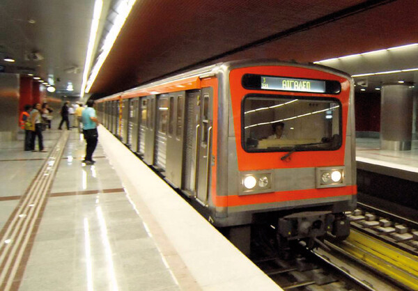 Στάση εργασίας στο μετρό την Πέμπτη