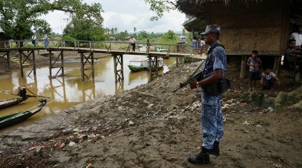 Μιανμάρ: Τουλάχιστον 71 νεκροί από επίθεση μουσουλμάνων ανταρτών