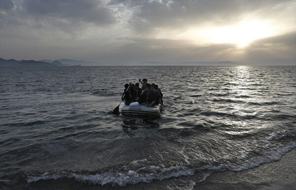 Πάνω από 2.000 πρόσφυγες και μετανάστες πέρασαν στο Β. Αιγαίο μέσα σε 15 ημέρες