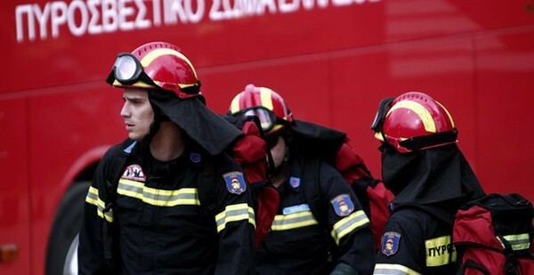 Πάτρα: Φωτιά σε φορτηγό την στιγμή που βρισκόταν σε τούνελ