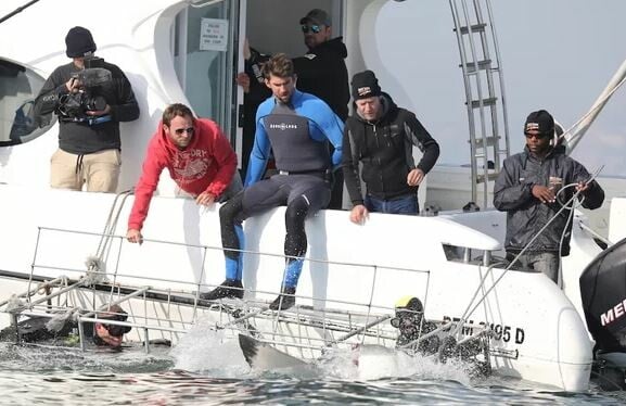 ΒΙΝΤΕΟ- Ο Μάικλ Φελπς αγωνίστηκε εναντίον ενός Λευκού Καρχαρία, αλλά οι τηλεθεατές ένιωσαν εξαπατημένοι