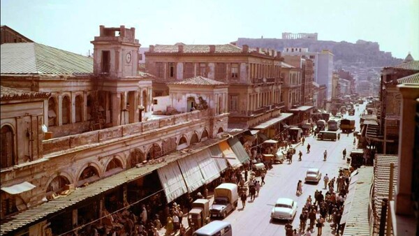 Η Ελλάδα που παραλάβαμε απ' τον παππού μας, αλλά πρόλαβε να την διαλύσει ο μπαμπάς μας πριν μας την παραδώσει