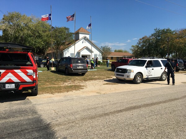 Επίθεση ενόπλου σε εκκλησία στο Τέξας - Τουλάχιστον 27 νεκροί