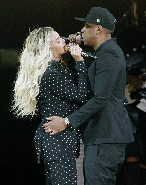 Ο Jay-Z μίλησε για την απιστία του στο γάμο με τη Beyonce και τι έκαναν για να το ξεπεράσουν