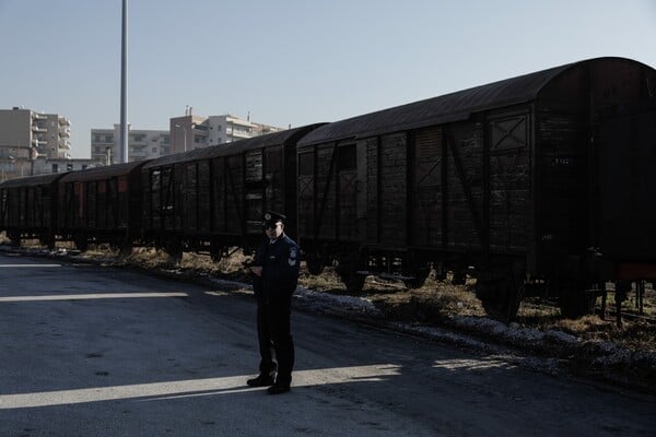 Τσίπρας και Ρίβλιν έβαλαν το θεμέλιο λίθο στο μνημείο του Ολοκαυτώματος στη Θεσσαλονίκη