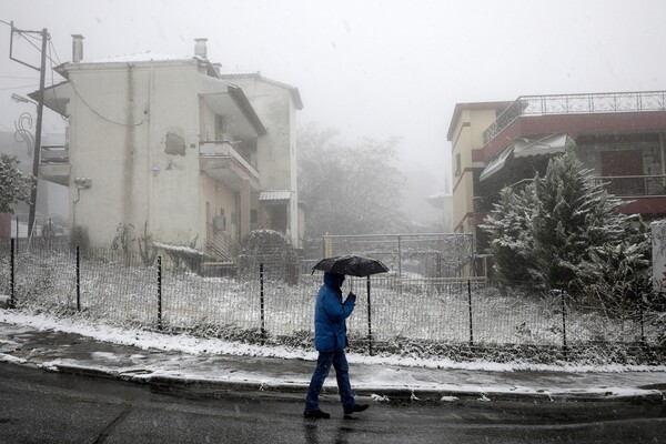 Βροχές και χιόνια σήμερα