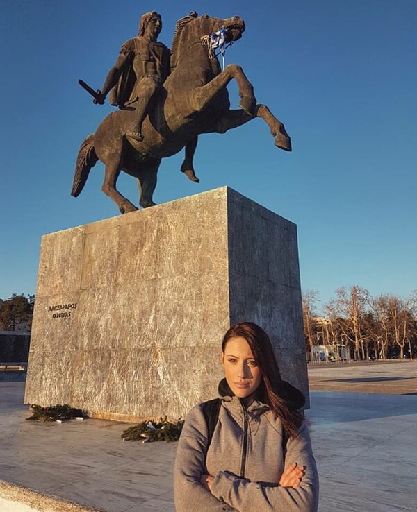 «Λιμάνια, αεροδρόμια, γη, πωλούνται. Αξίες ΟΧΙ» - Η πολυσυζητημένη ανάρτηση της Κορακάκη για το συλλαλητήριο