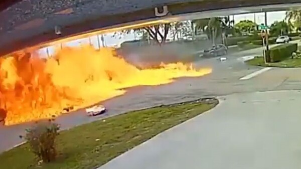 Φλόριντα: Αεροπλάνο έπεσε πάνω σε κινούμενο αυτοκίνητο (Βίντεο)