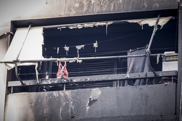 «Βοήθεια καίγομαι» φώναζε ο άτυχος άντρας που έχασε τη ζωή του στην πυρκαγιά στο Περιστέρι