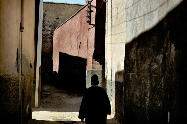 Η γοητεία του Μαρόκου στη Magnum Gallery μέσα από το έργο του Harry Gruyaert