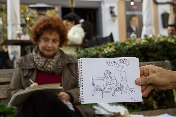 Σκιτσάροντας στο κέντρο της Αθήνας με τους «Urban Sketchers Athens»
