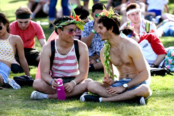 Κορίτσια και αγόρια του Coachella - Street style από το μεγάλο φεστιβάλ μουσικής στην Καλιφόρνια