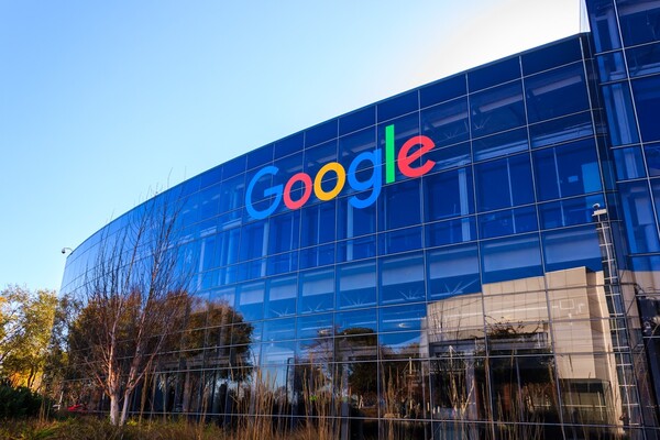 Πώς εταιρείες σαν τη Google ελέγχουν τις αναζητήσεις μας στο διαδίκτυο