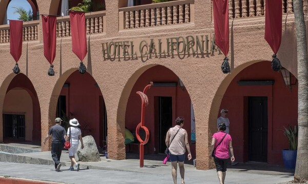 Οι Eagles κατέληξαν σε συμβιβασμό με το πραγματικό ξενοδοχείο «Hotel California»